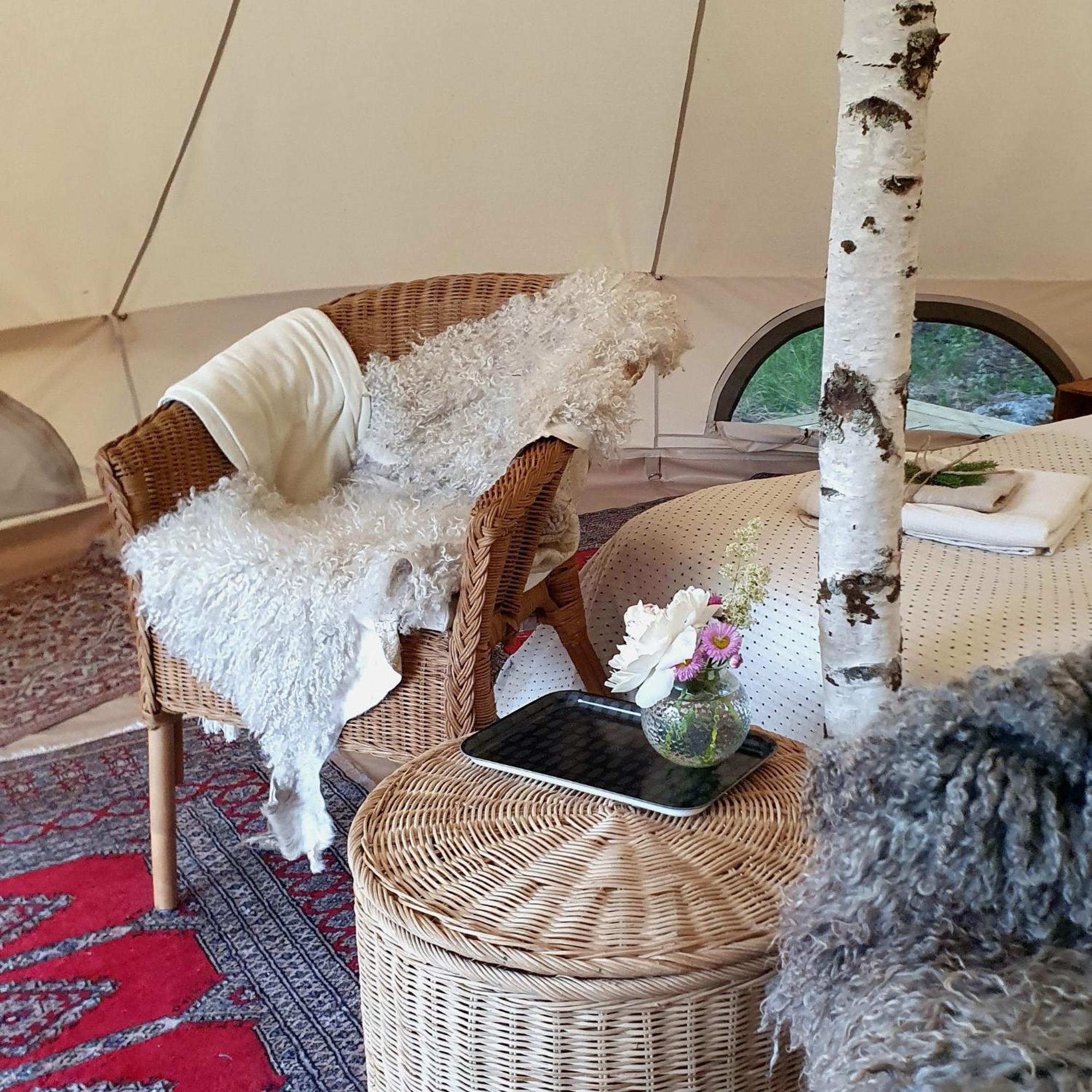 Skalbo Gardsglamping 호텔 Järvsö 외부 사진